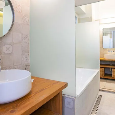 Easytopstay - Trastevere Cozy Nest With Terrace Roma