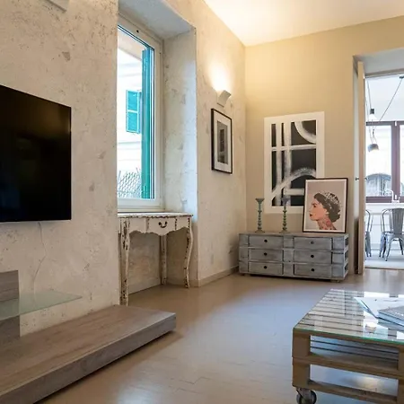 Easytopstay - Trastevere Cozy Nest With Terrace Apartamento *